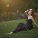La moda è più che semplice abbigliamento: è fiducia in se stesse, individualità ed espressione di sé. Nel panorama della moda odierna, in continua evoluzione, inclusività e stile vanno di pari passo, e pochi marchi incarnano questa filosofia con la stessa maestria di Fiorella Rubino. Noto per celebrare le curve con raffinatezza e autenticità, il marchio di moda italiano è diventato un punto di riferimento per le donne alla ricerca di design eleganti e contemporanei che uniscano comfort e sicurezza. Dai capi essenziali chic per tutti i giorni alle collezioni stagionali di grande impatto, Fiorella Rubino continua a ridefinire la moda curvy moderna attraverso uno stile italiano senza tempo e silhouette attentamente studiate.